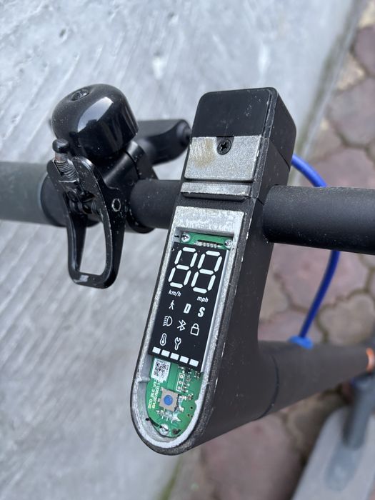 Trotinetă electrică Xiaomi – defectă, pentru piese