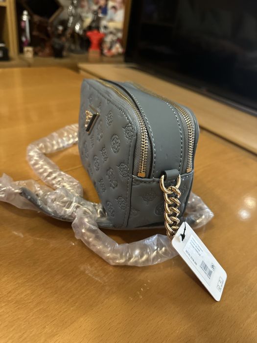 Guess Noelle чанта