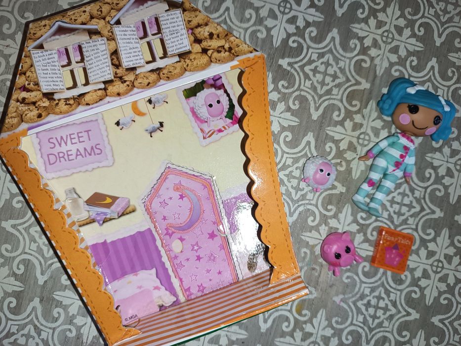 Кукли и къщи Лалалупси