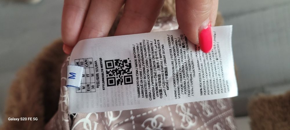 Blana Guess marime M/L