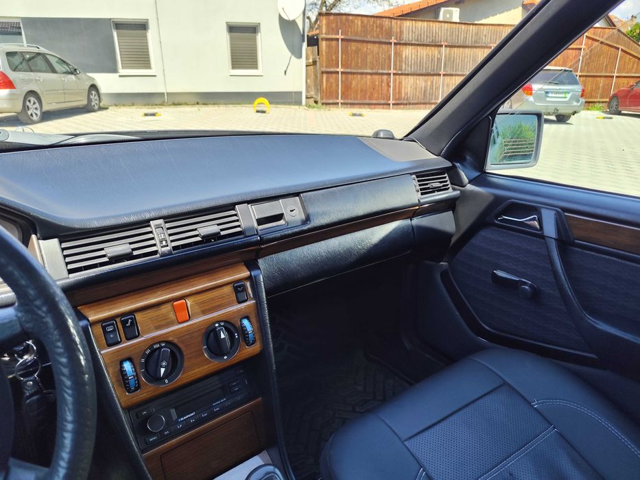 Mercedes-Benz W124 1990 2.5 Diesel,atestat istoric