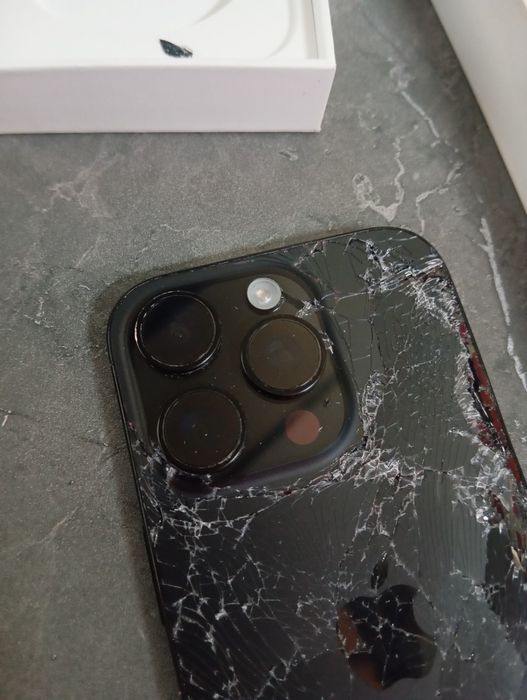 iPhone 16 pro 256 gb на запчасти