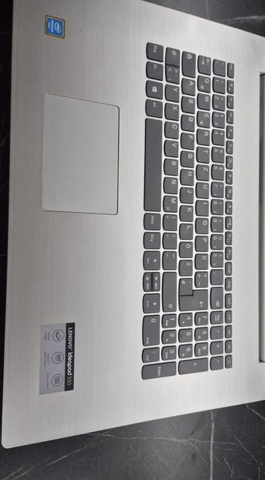 Lenovo Idea Pad 330