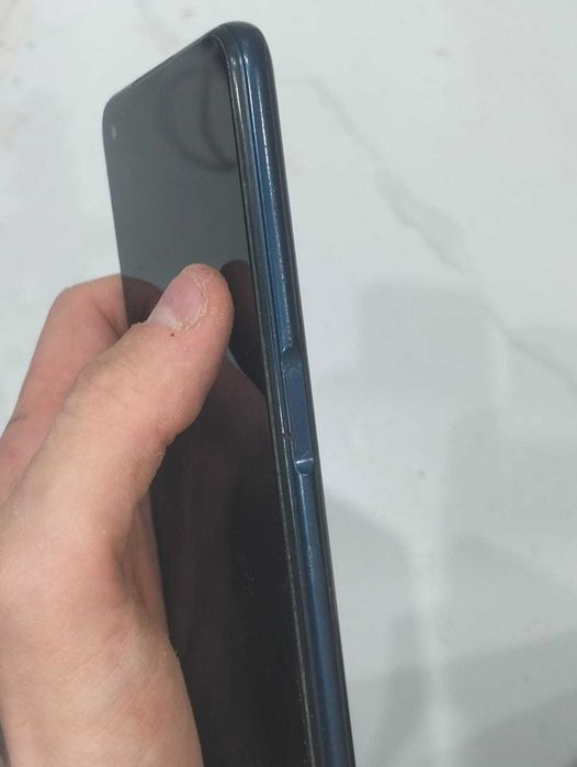 Телефон Оппо А52