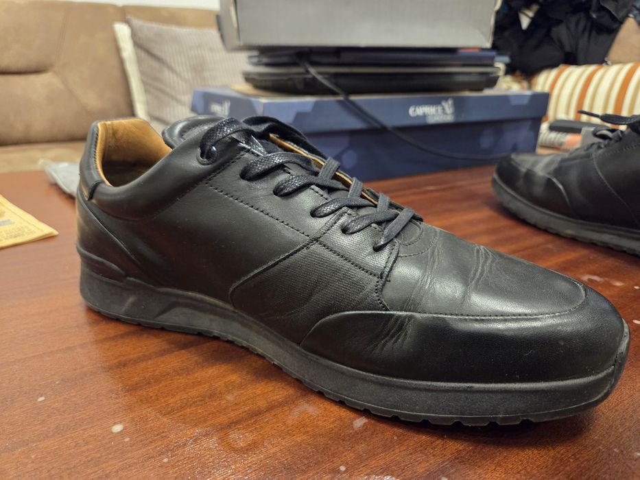 Salamander Сникърси,
150 лв.