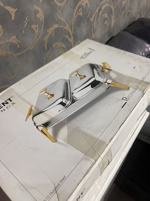 Мармит, нержавеющая сталь.