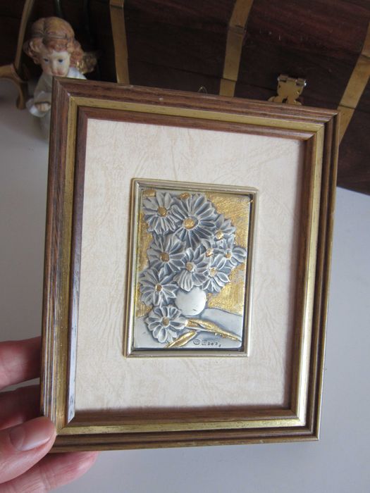 cadou rar tablou mic Flori pe placa argint 999, foita aur Italia 1960