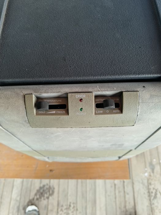 Продавам хладилник за камион/кола/каравана