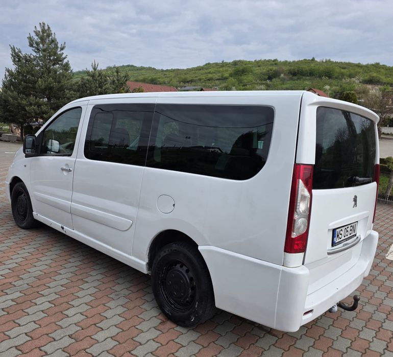 Peugeot Expert 8+1