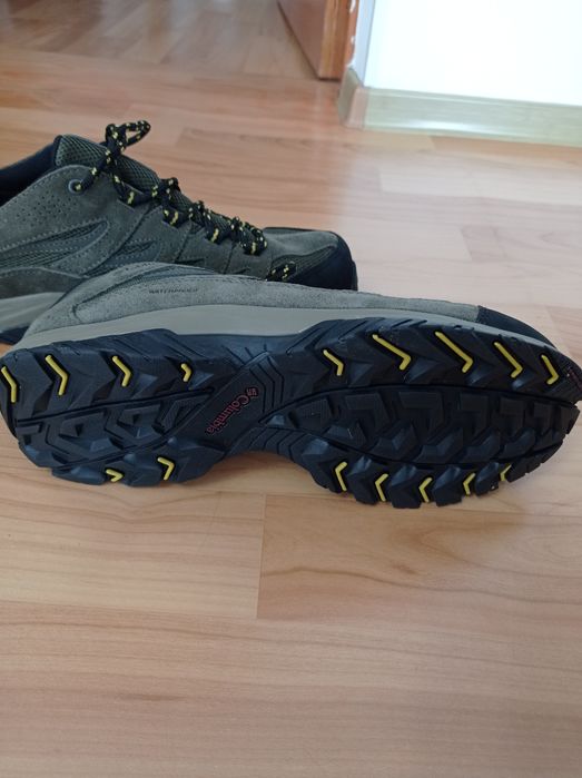 Полуботинки. Columbia