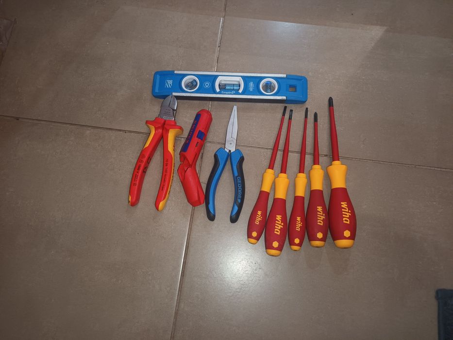 Set ptr electricieni