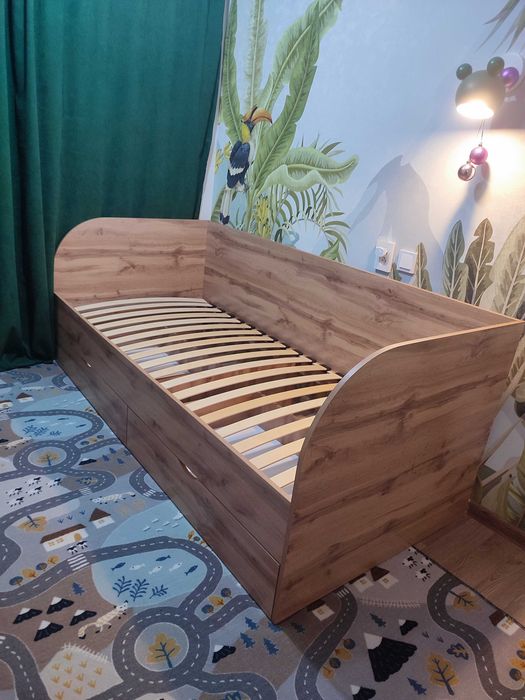 Продам кровать 1.5