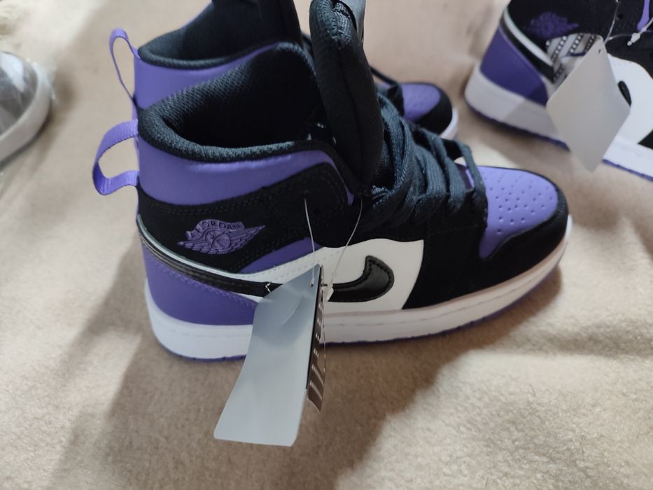 Продам кроссовки Nike, Вьетнам