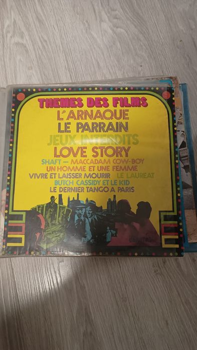 Colecție tot 15 discuri vinil + cutie
