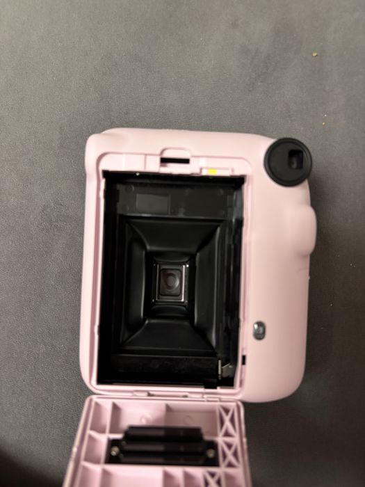 Fujifilm Instax Mini 12 — Blossom Pink