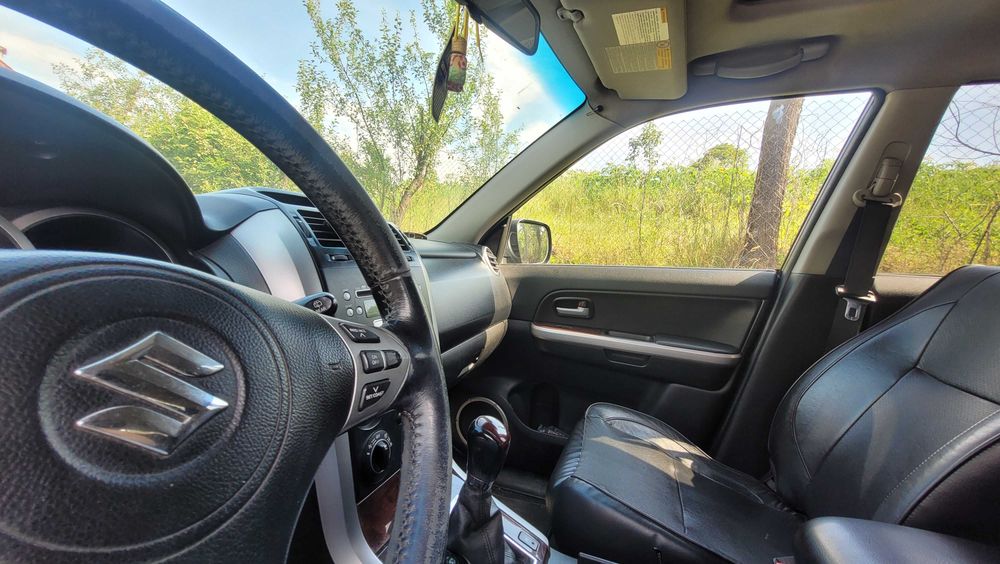 Vând Suzuki Grand Vitara