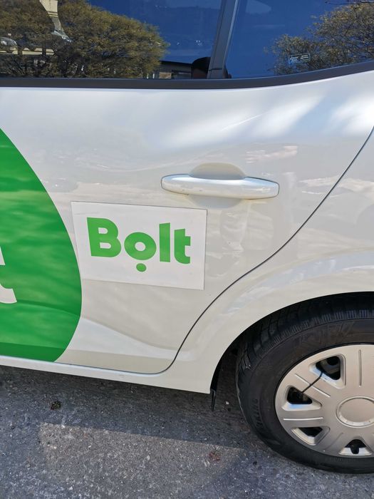 Bolt colant magnetic