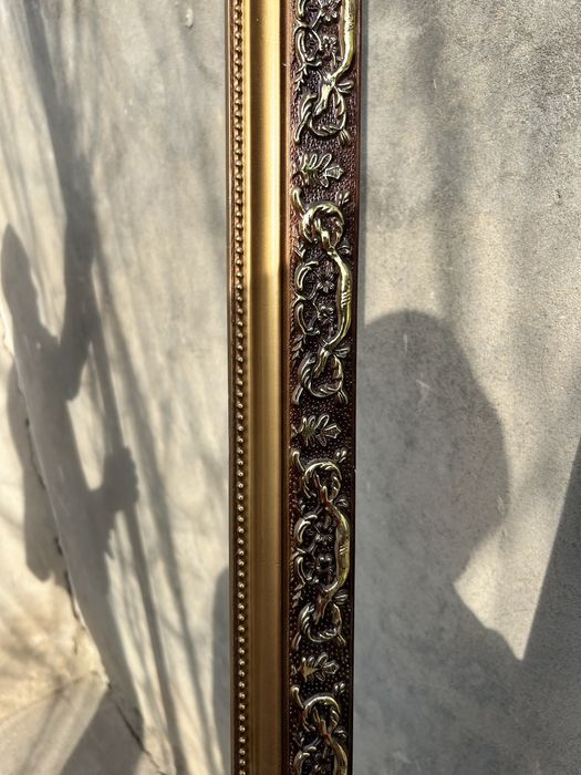 Продам деревянные карнизы