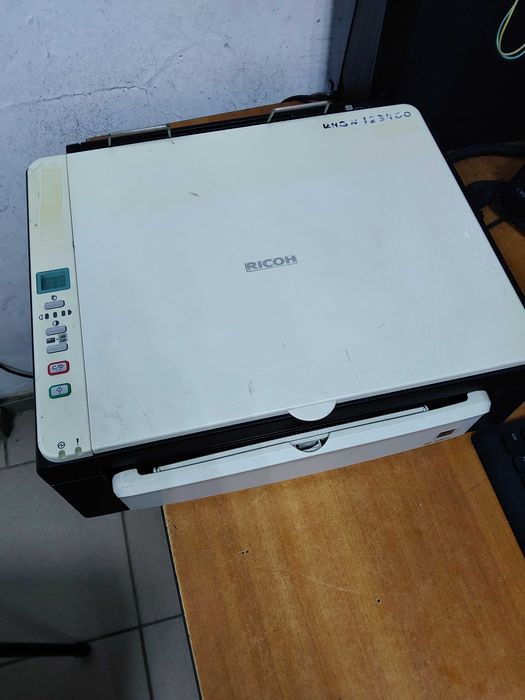 МФУ Ricoh sp 100su