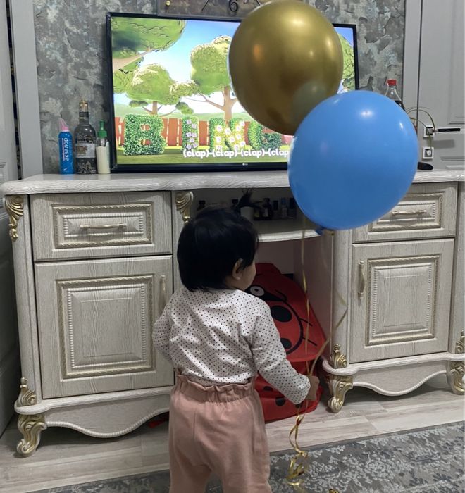 Спальный гарнитур