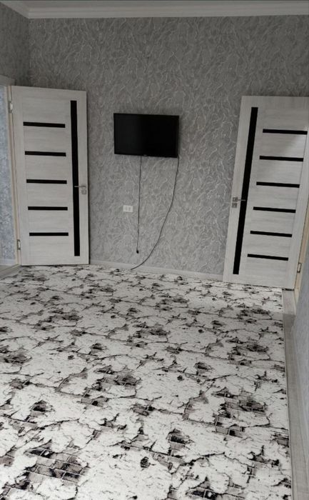 Продаётся однокомнатная на м-в Ахмад Югнаки