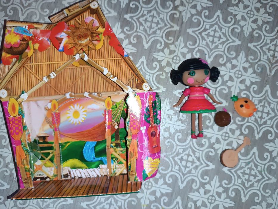 Кукли и къщи Лалалупси