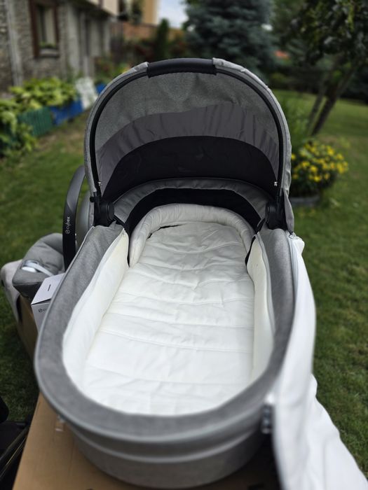Cybex Priam 4 пълен комплект