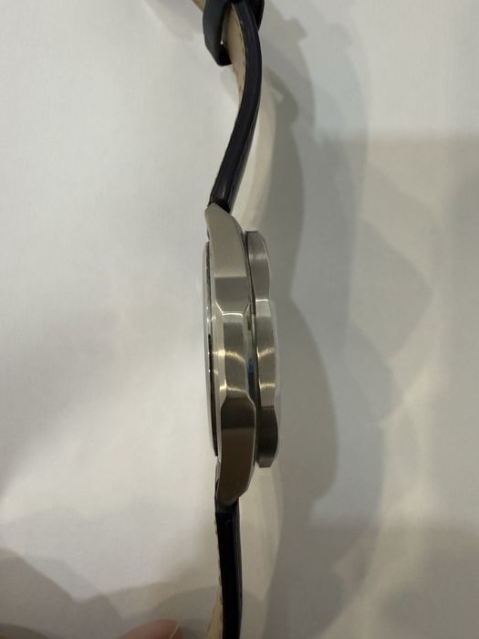 Продам Наручные часы CASIO EDIFICE EFV-640L-2A