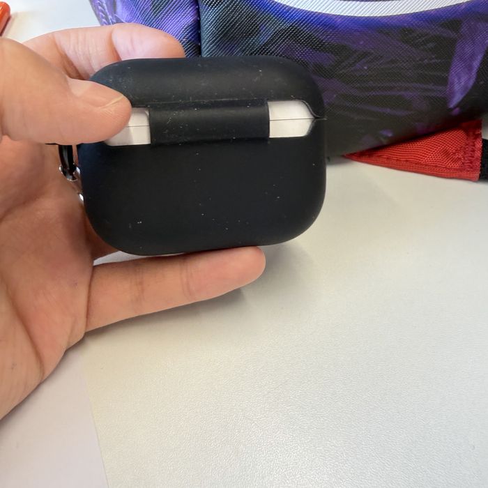 В продаже Airpods pro 3