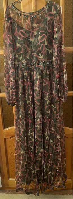 Продам вечернее платье в пол