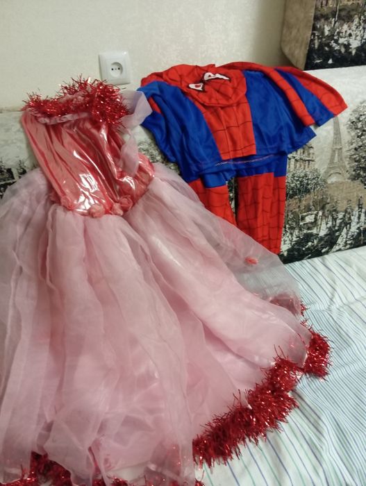 Продам новогодние костюмы