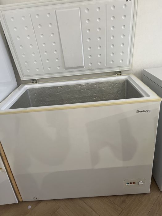 Морозильник Elenberg