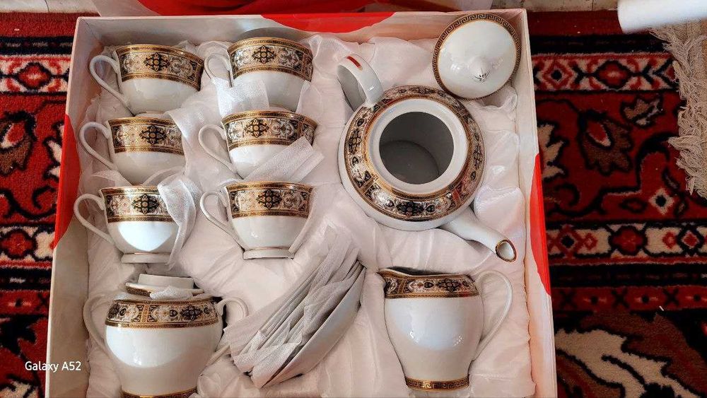 Chinni komplkekt sotiladi.