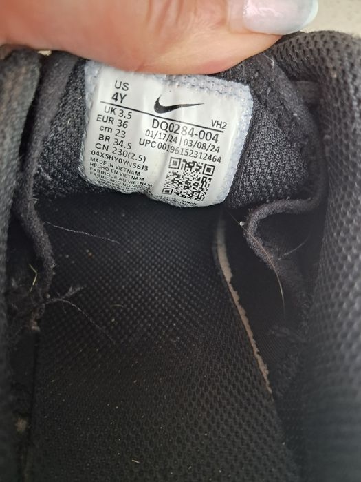Air Max оригинални маратонки 36номер