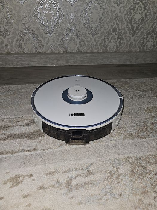 Продаётся робот-пылесос