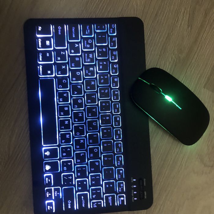 Беспроводная клавиатура Bluetooth