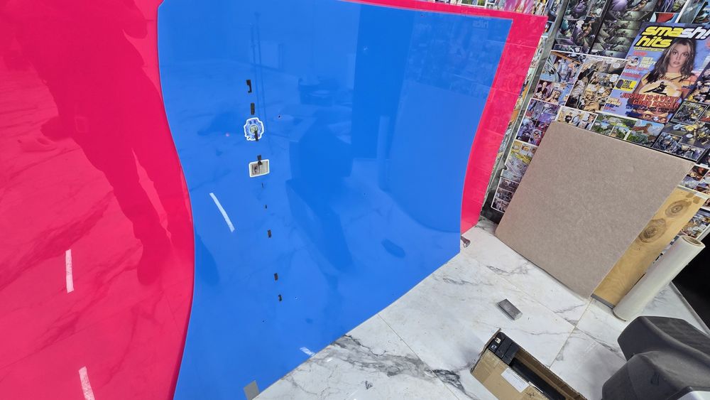 Акриловое стекло 2.5 на 1.5