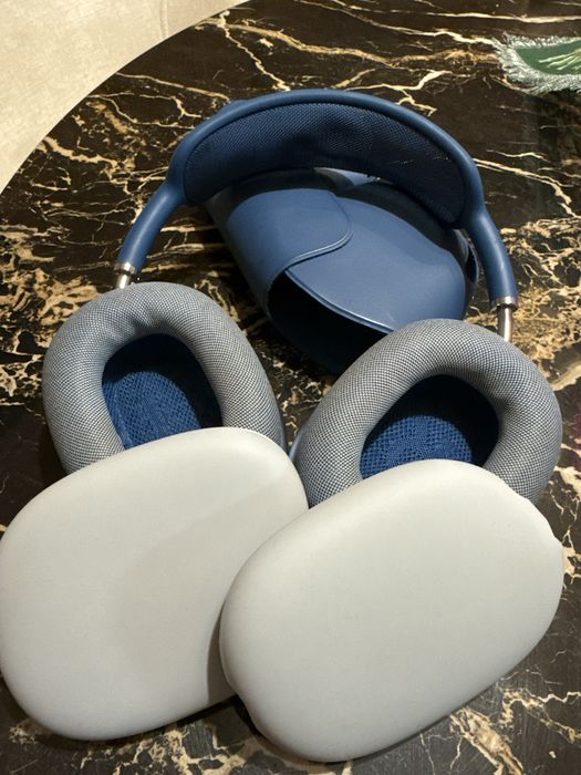 Продам AirPods Max