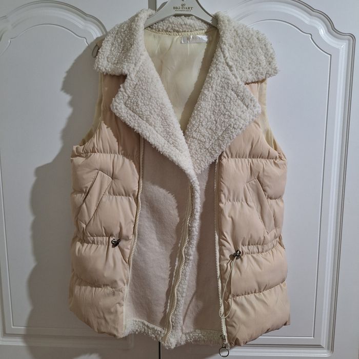 Безрукавка женская