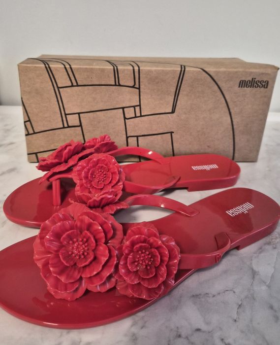 Червени чехли MELISSA"