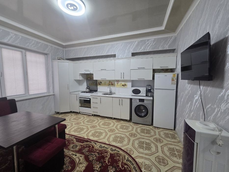 Сдаётся 5ти комнатная квартира на Эркин савдо