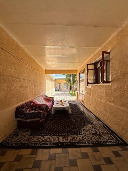 Badamzar uchastaka sotiladi