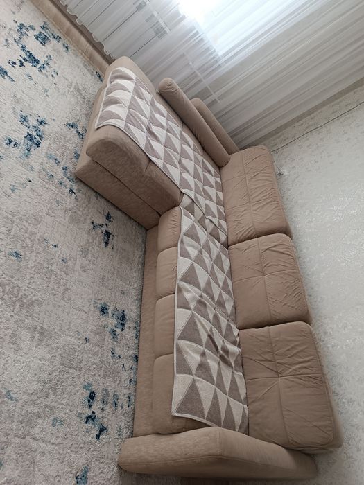 Продается большой раскладной диван