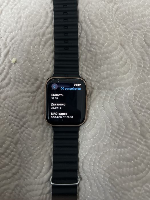 Это Apple Watch Series 6, GPS, 44 мм.