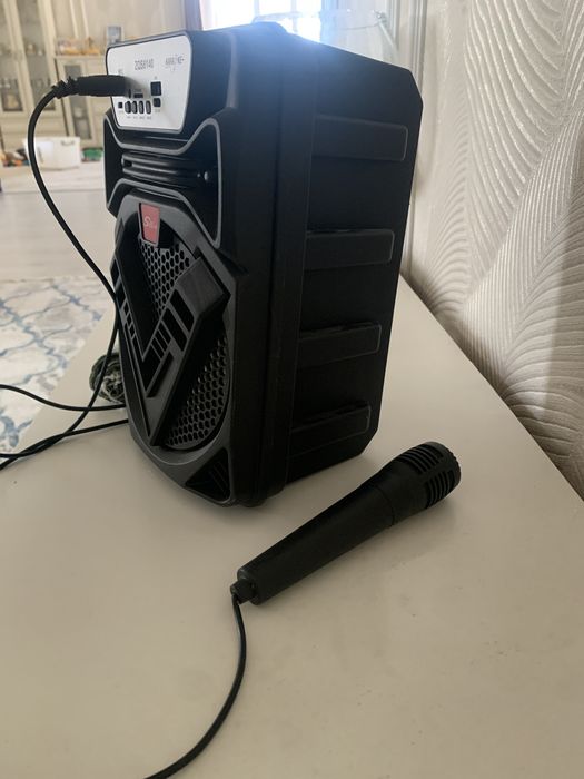 Продам Караоке колонку с Микрофоном