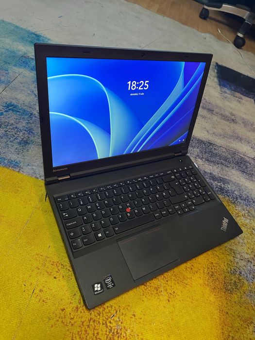 laptop lenovo T540p, i5, 8 gb, ssd, full hd, tast luminata