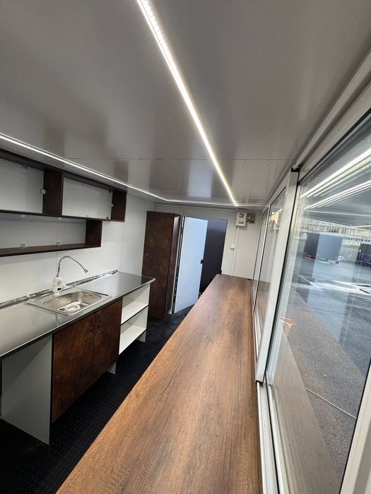 Търговска каравана ЕООД