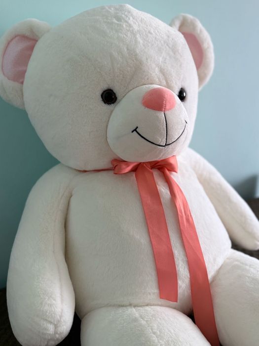 Продам белую мишку