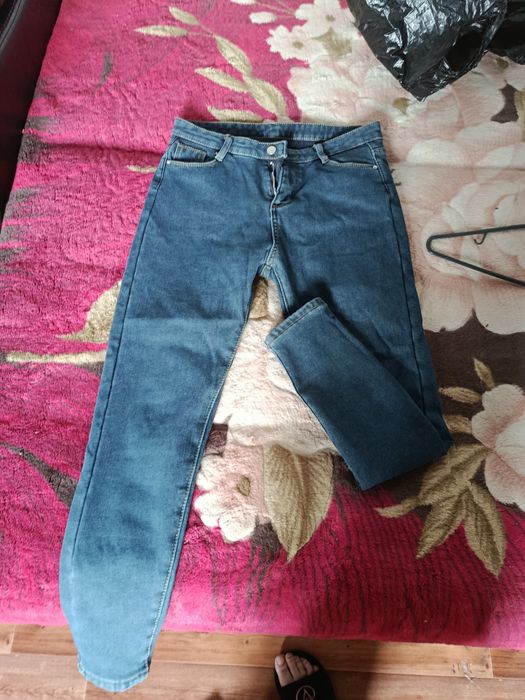 Продам женскую одежду