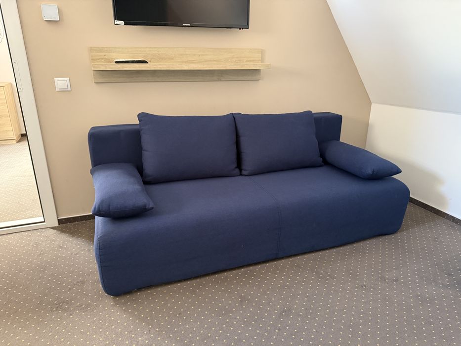 Canapea extensibila-aproape nouă